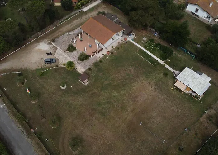 לינה וארוחת בוקר La Riserva Nuova אפריליה